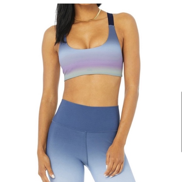 Alo yoga top/bra - Picture 2 of 7
